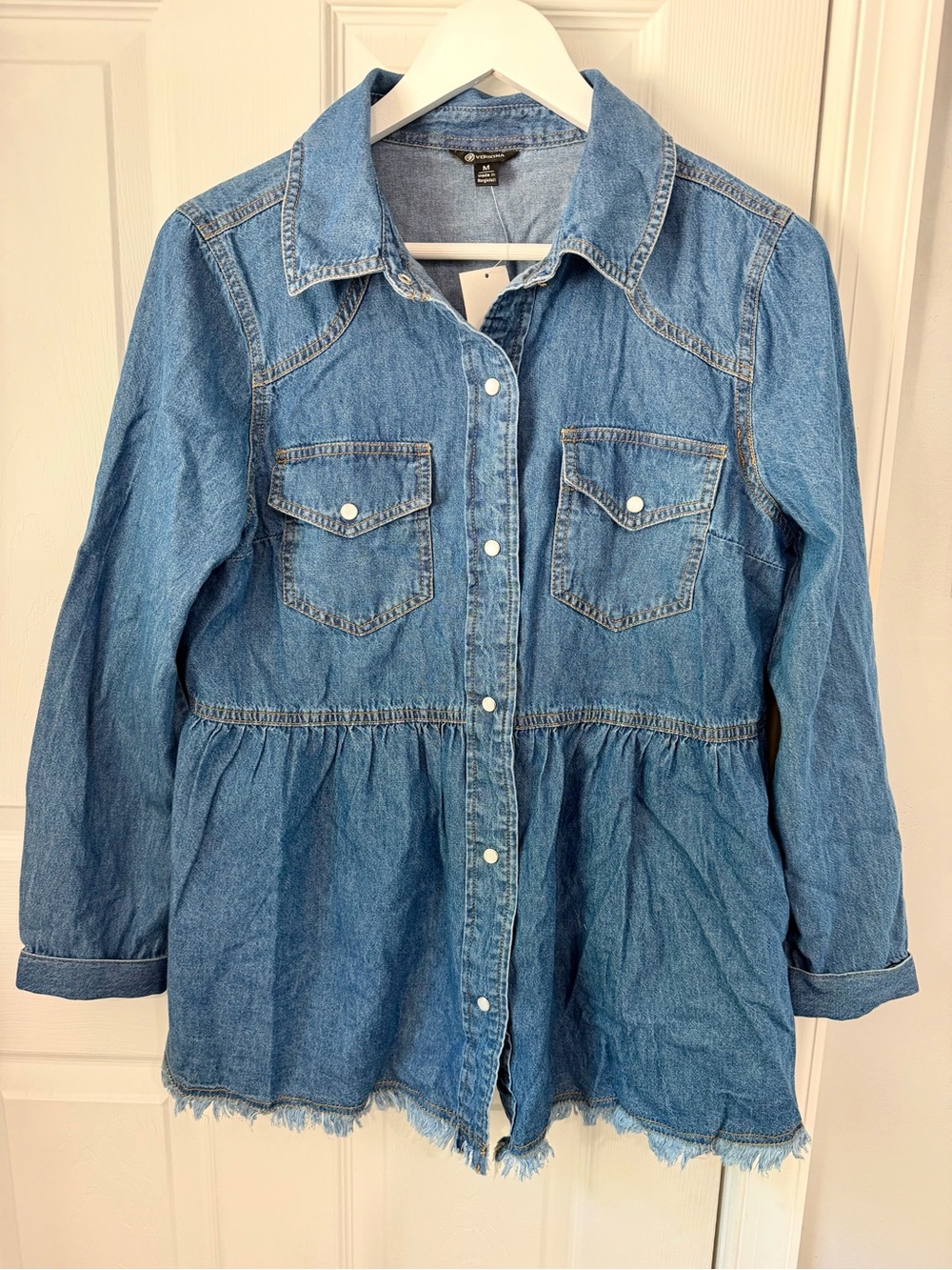 Denim Peplum Button Snap Tunic length Shirt-NEW!! Adorable